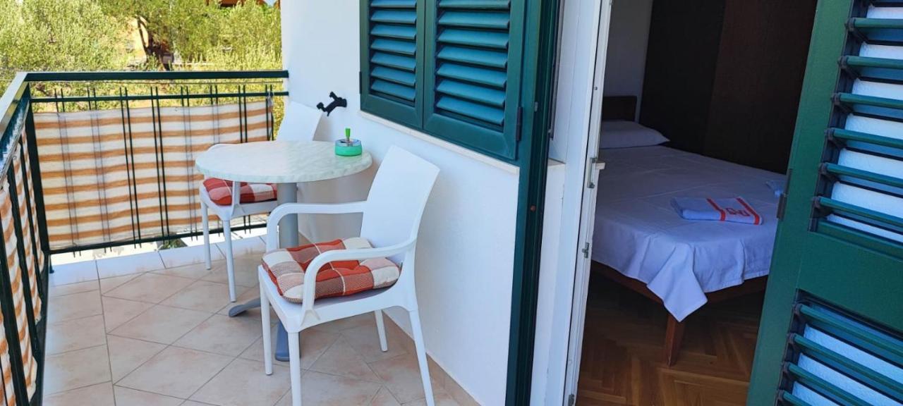 Apartments Racetin Marina Zewnętrze zdjęcie